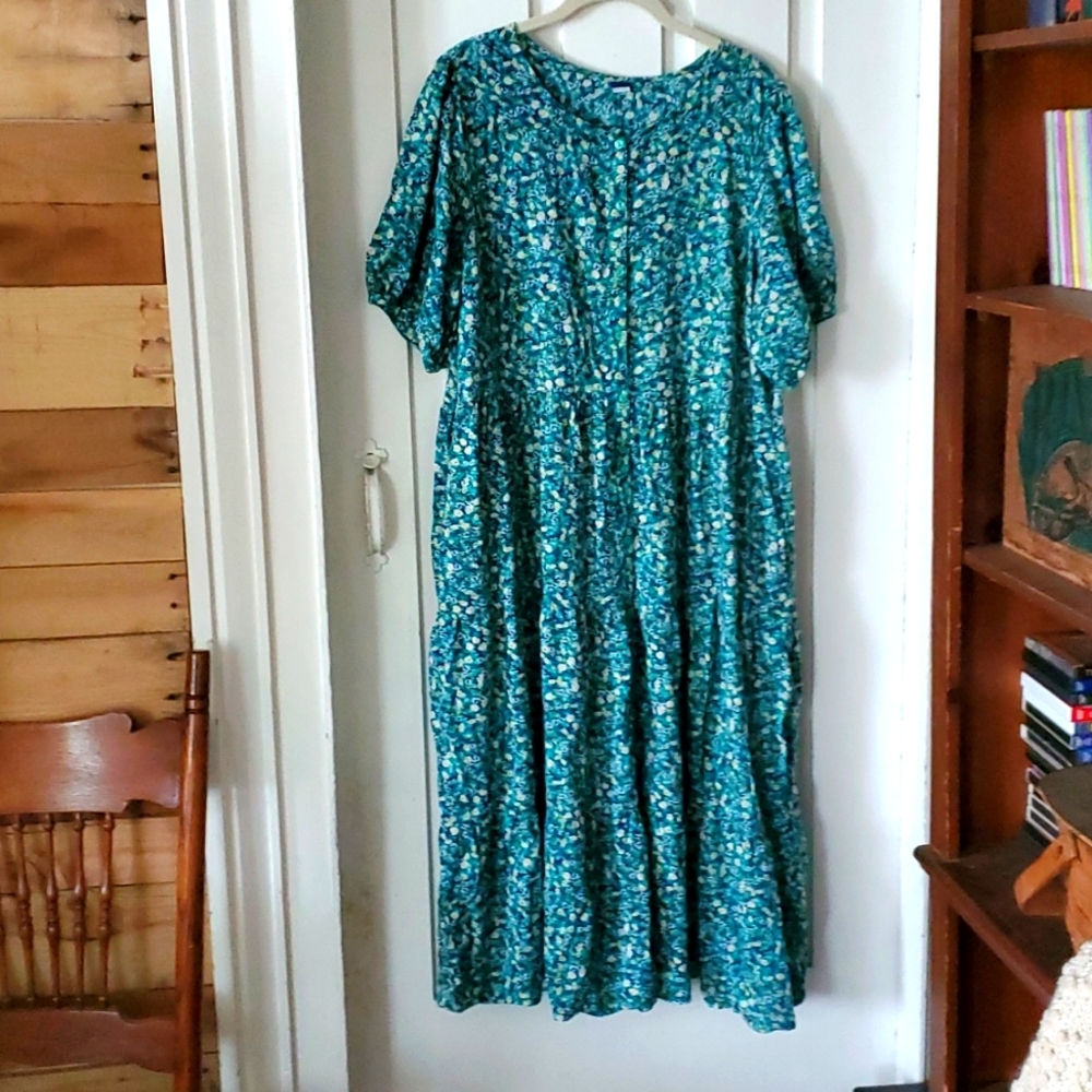 Old Navy Green Floral Midi Dress